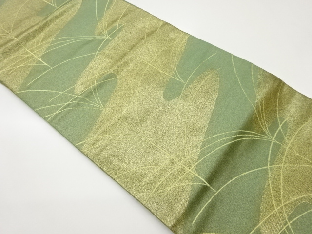 ヱ霞に植物模様織出し名古屋帯